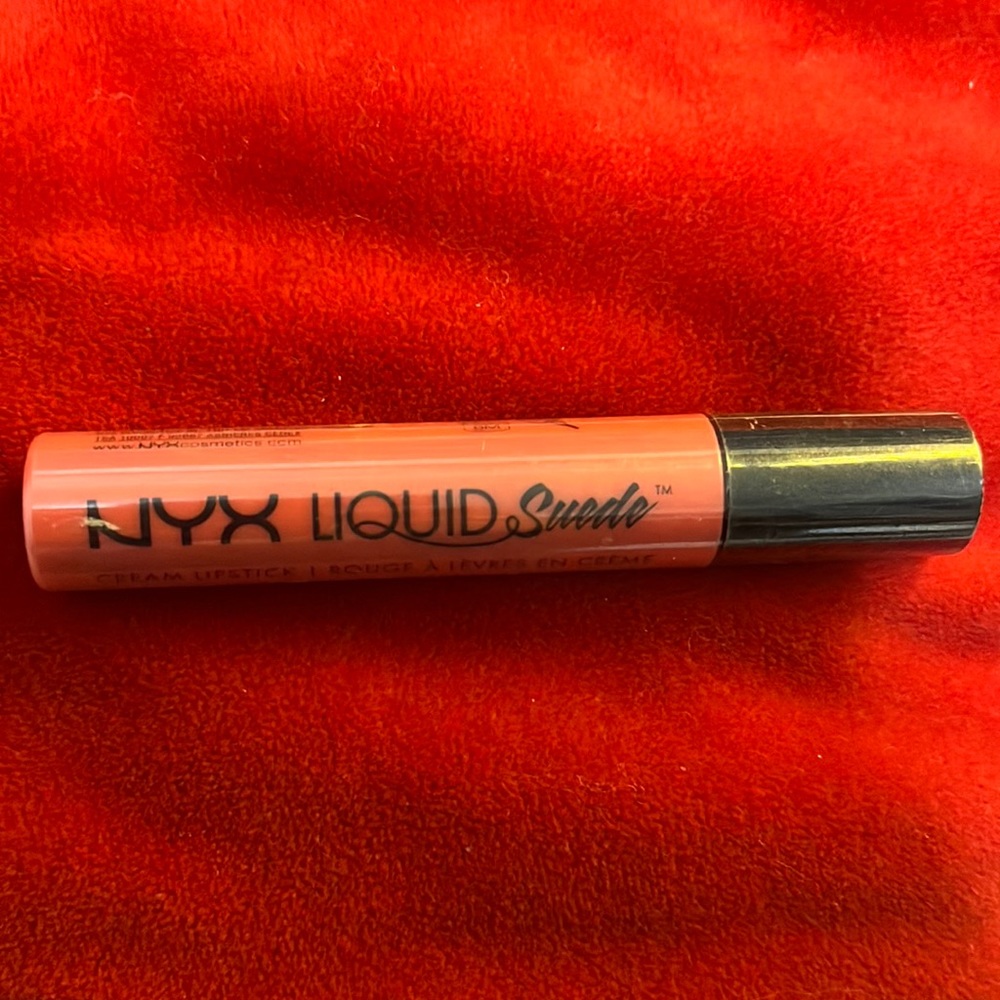 NYX Liquid Suede